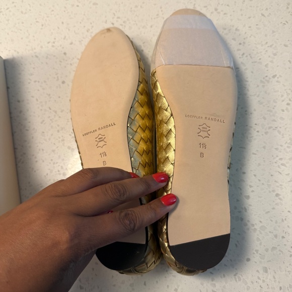 NWOT Loeffler Gold Woven Mary Jane Flats - Picture 6 of 6